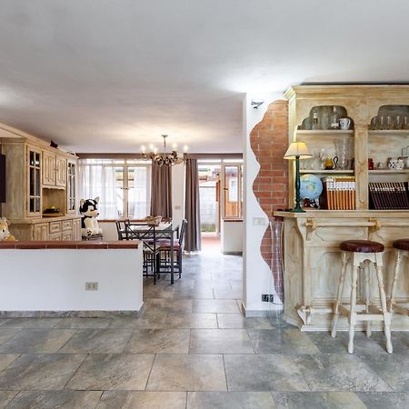 מגדל אגם פוצ'יני Loft In Centro A Torre Del Lago מראה חיצוני תמונה